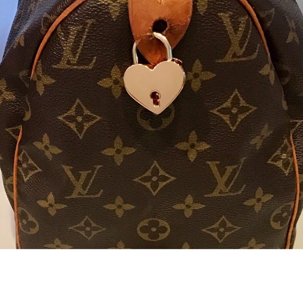 NWT 1 Heart Padlock and 1 Key